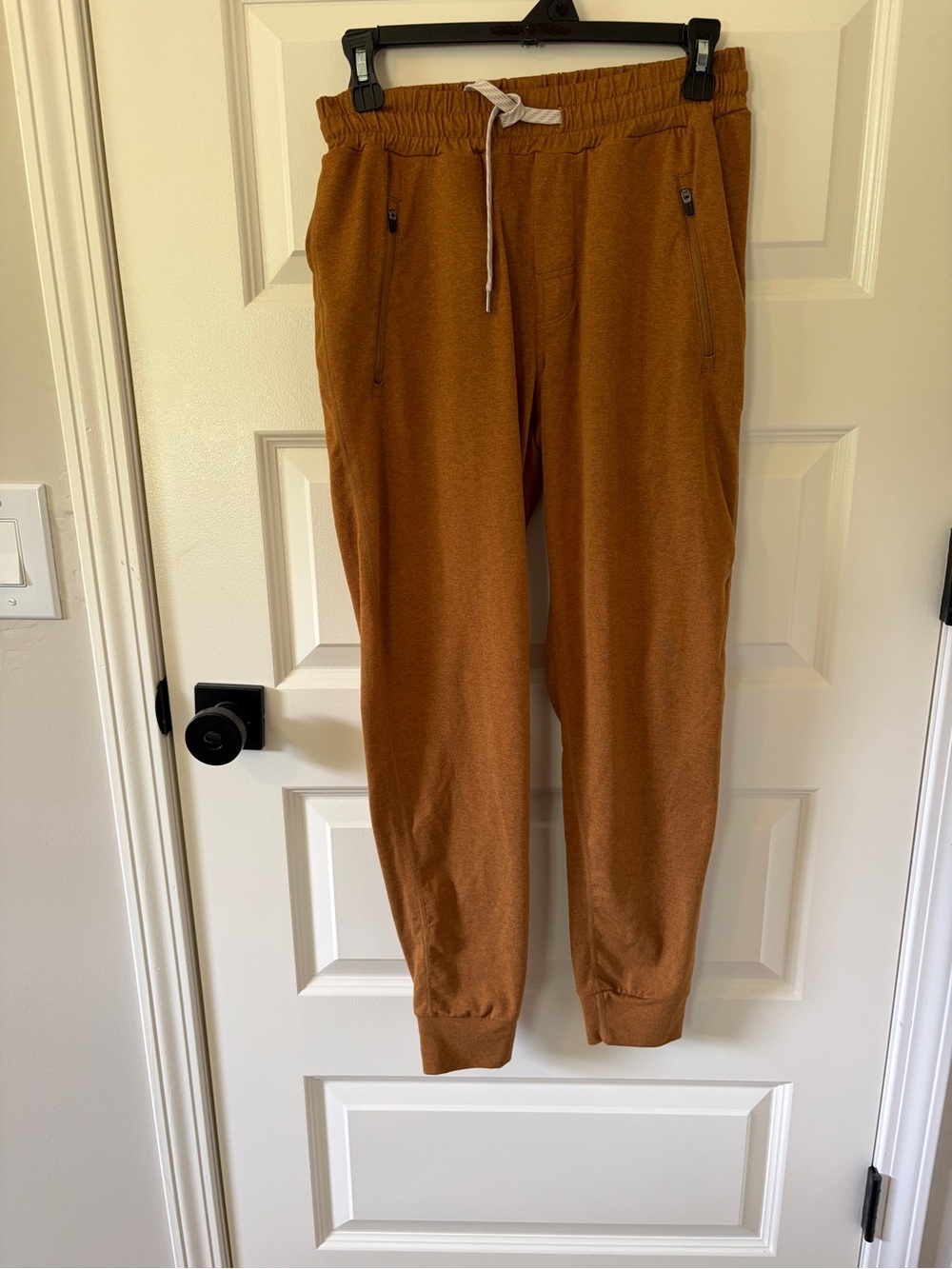 Vuori Women's Burnt Orange Track Joggers